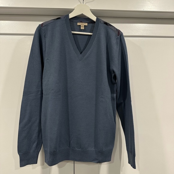 Burberry Brit Sweater - Size Small - Picture 1 of 6